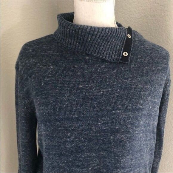 Gap Turtleneck Sweater   - Picture 3 of 11